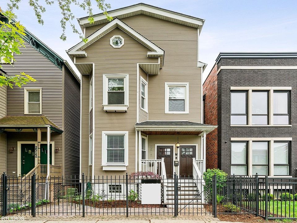 1st image of 2517 W Medill Ave #1