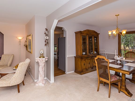 5th image of 5325 Imperial Dr
