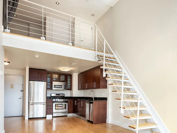 57 Maspeth Ave #2D, Brooklyn, NY 11211