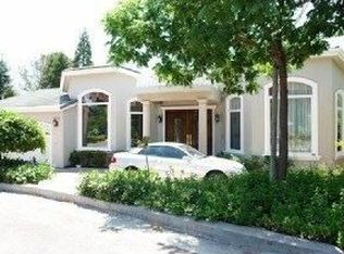 14190 Victor Pl, Saratoga, CA 95070