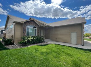 8805 W 19th St, Sioux Falls, SD 57106