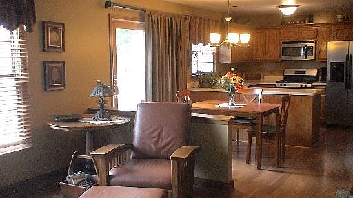 4th image of 89 Winter Hill Cir