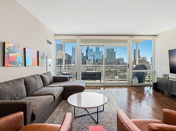 3rd image of 757 N Orleans St #1412