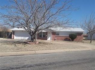 1021 Carrie Dr, Altus, OK 73521