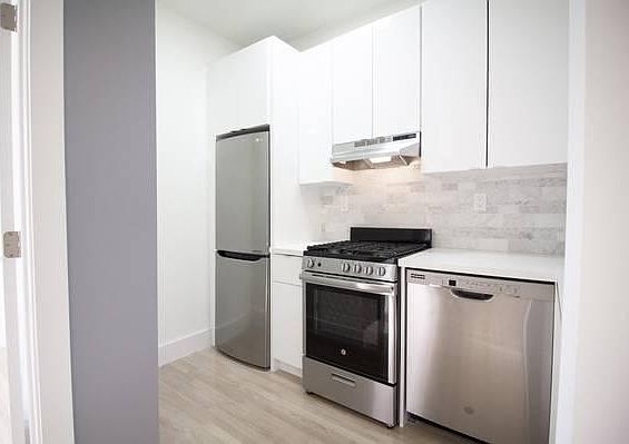 3rd image of 530 Stockton St APT 508