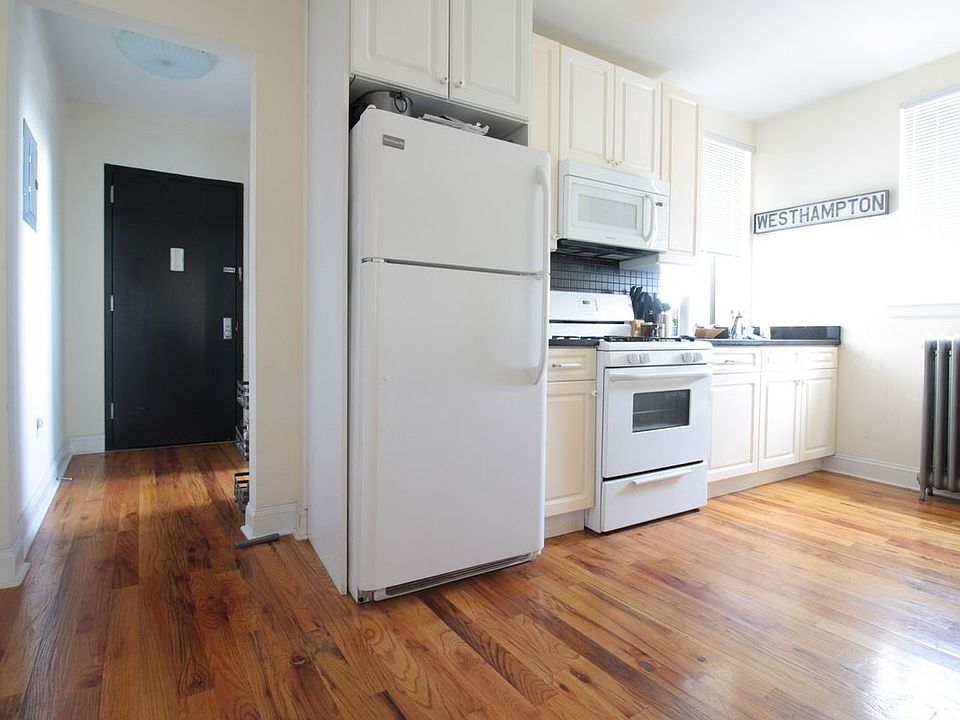 1st image of 2246 31st St #3C