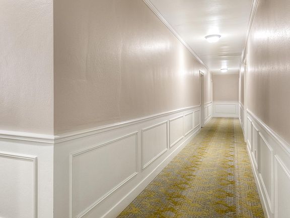 4th image of 900 Queen Anne Ave N #103