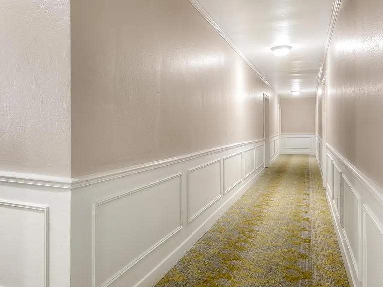 900 Queen Anne Apartments — Photo 4