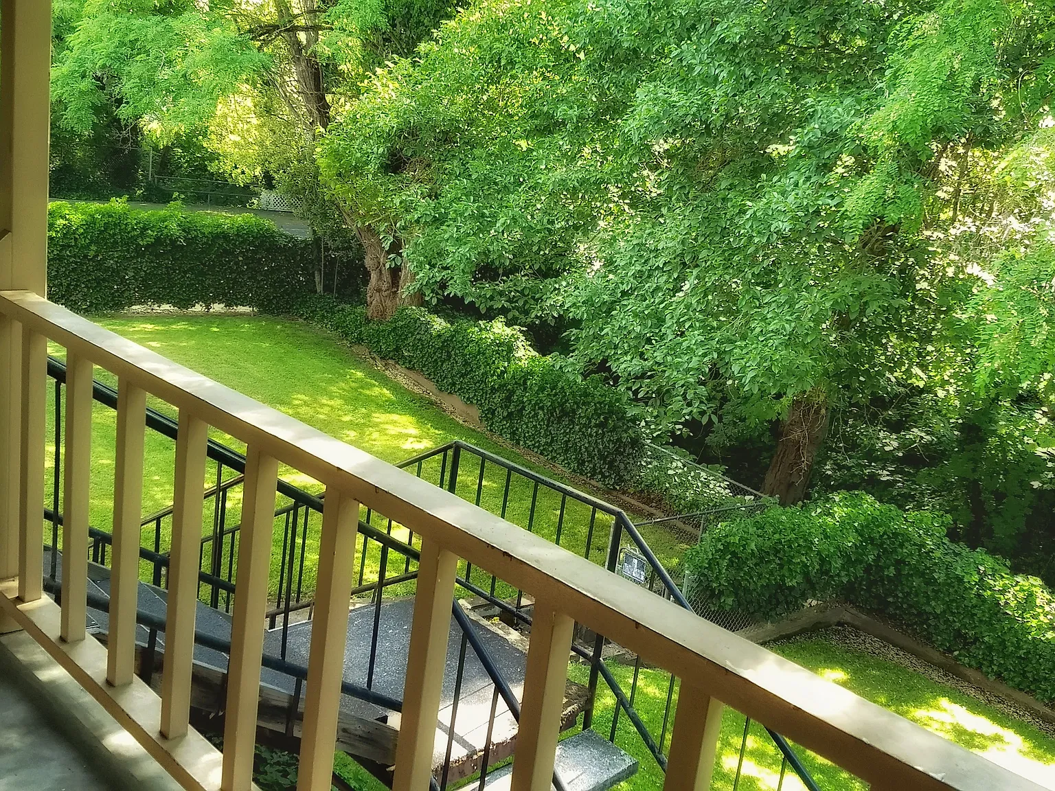 2 bed, 700 sqft, $1,200 — Photo 3