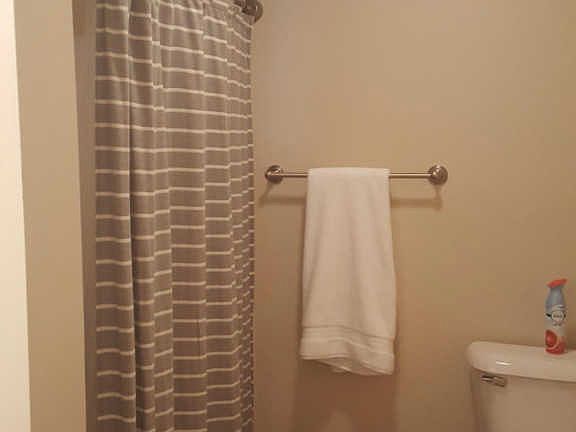 5th image of 1245 Waverly St APT 305