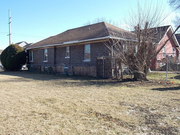 4th image of 4008 Parrish Ave