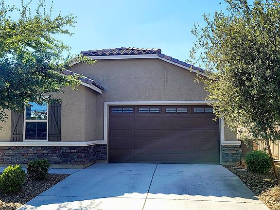 2nd image of 4941 Mountain Pepper Dr