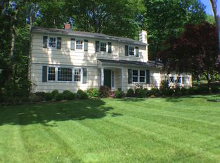 131 Lenape Ln, Berkeley Heights, NJ 07922