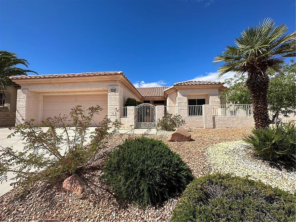 1st image of 9904 Rosamond Dr