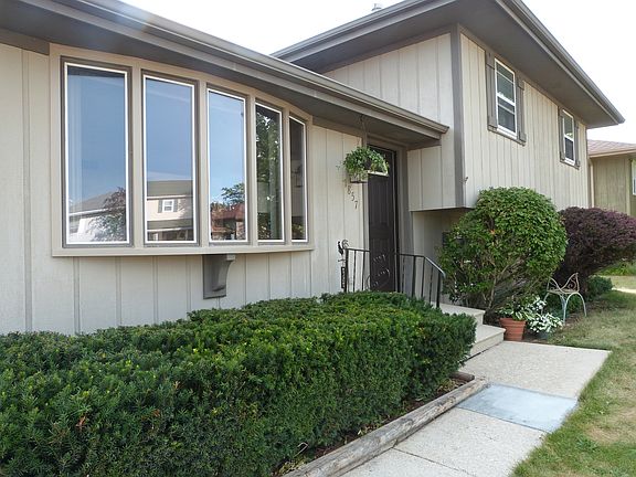 2nd image of 1857 Cecily Dr