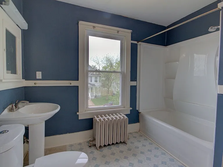 1724 Farnam St — Photo 15