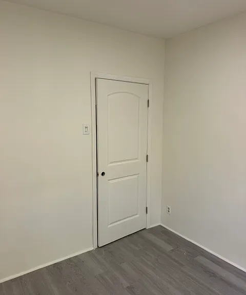 5552 Barton Ave — Photo 15