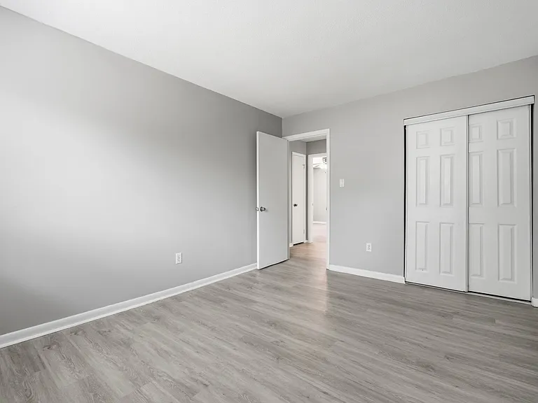 125 Tower Dr #1 — Photo 24