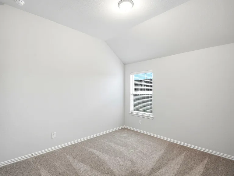 2106 Villa Flora Ln — Photo 24