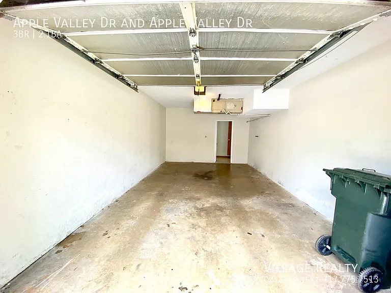 Apple Valley Dr — Photo 71