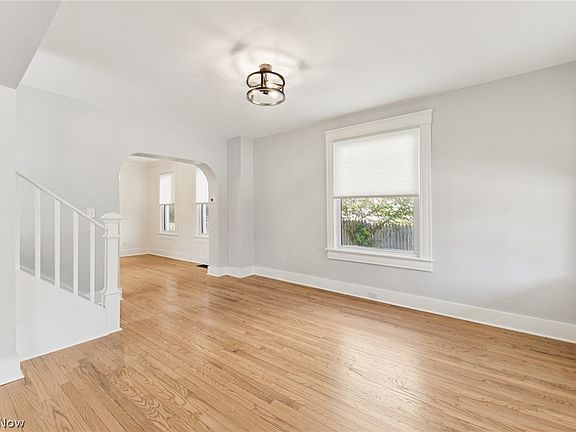 3rd image of 1450 W 77th St