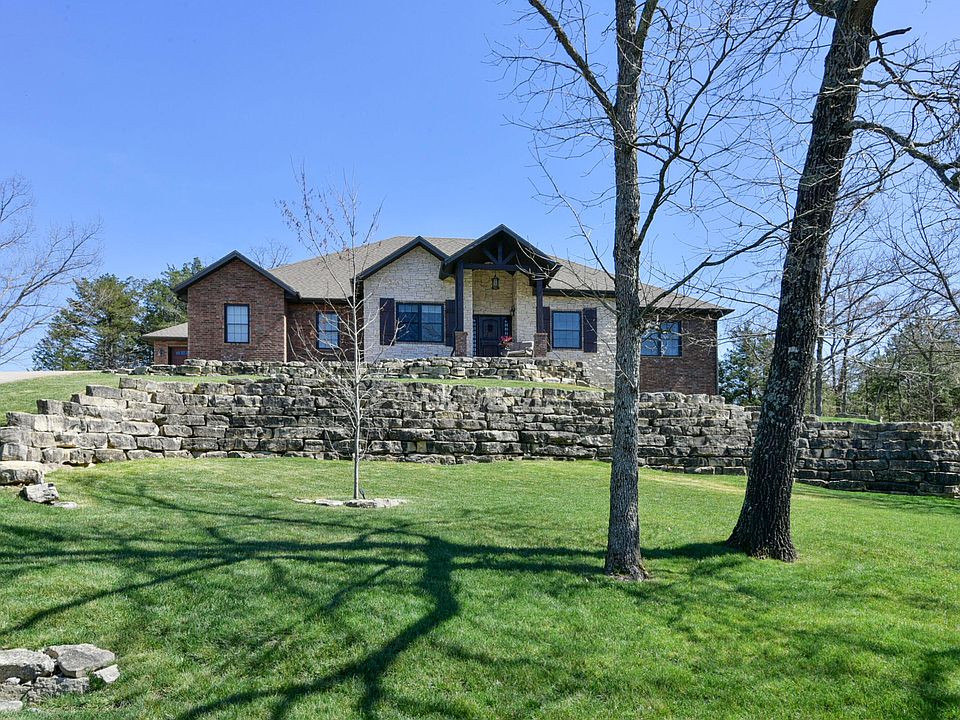 1st image of 417 Silverwood Circle