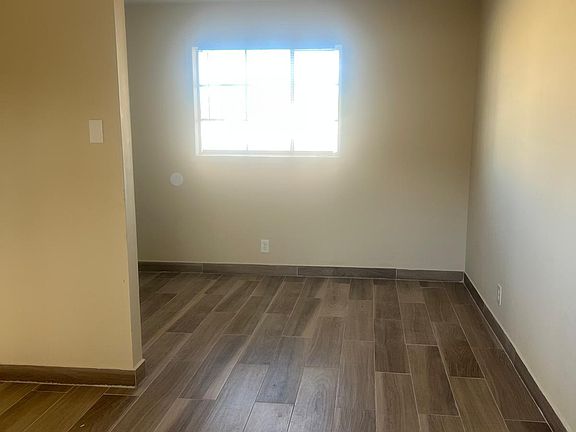 5th image of 3231 Frankfort Ave