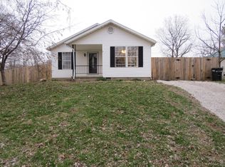 36 N Church St, New Holland, OH 43145