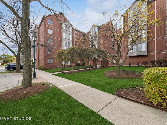 2nd image of 27 E Hattendorf Ave Unit 415