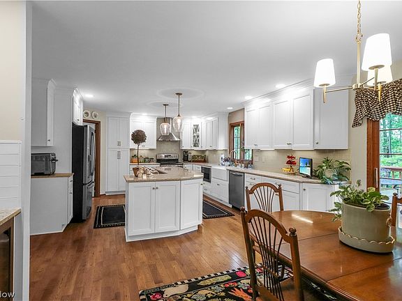 2nd image of 8015 Hansom Pl