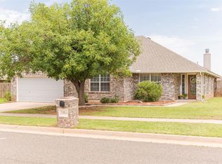 3904 Tori Pl, Yukon, OK 73099
