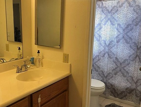 5th image of 4700 Clair Del Ave APT 512