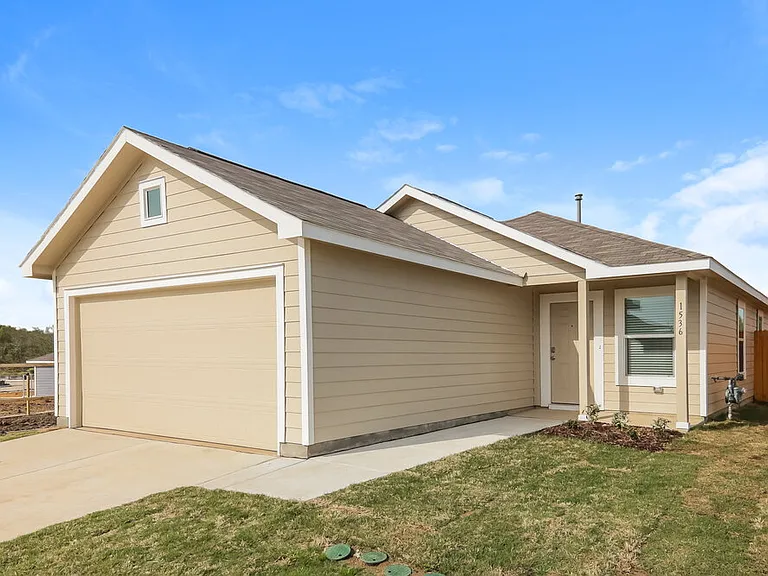 1536 Highbridge Blvd — Photo 3
