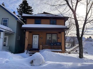814 E 9th St, Duluth, MN 55805