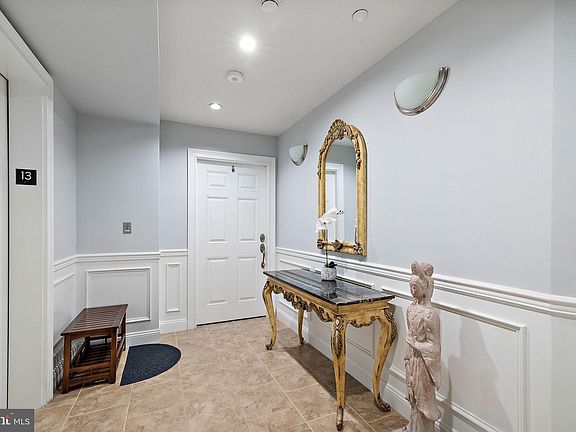2nd image of 1702 N Park Dr APT 13