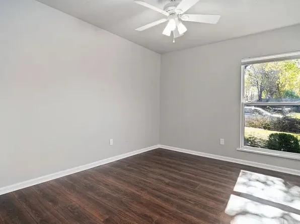821 E Daugherty Dr, Garland, TX 75041