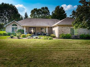 8745 Carriage Ln, Pendleton, IN 46064