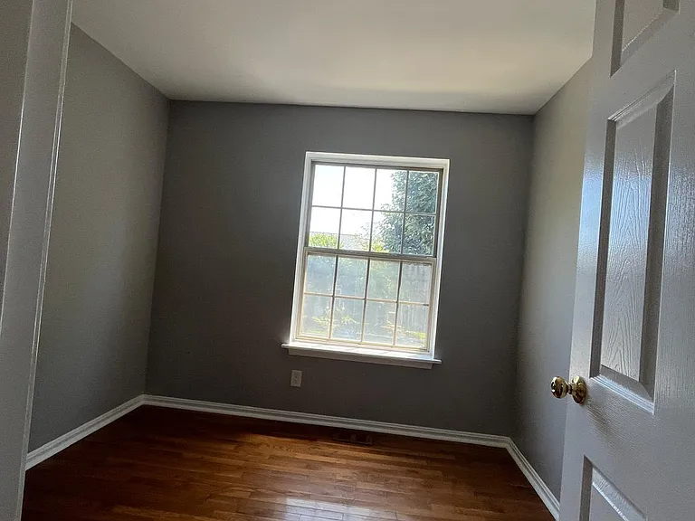 4674 Mews Dr — Photo 17