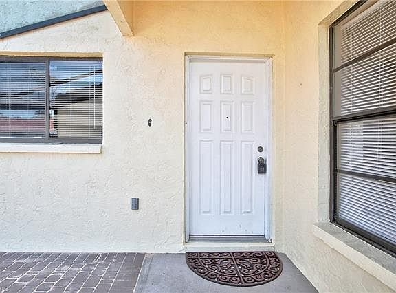 3rd image of 26986 Spanish Gardens Dr