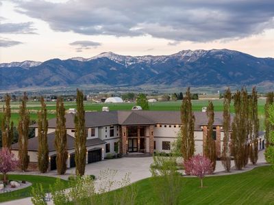 850 Candlelight Dr, Bozeman, MT, 59718