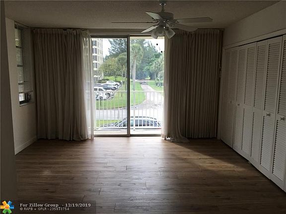 5th image of 3145 N Palm Aire Dr APT 201