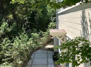 311 Summit Dr #A, Corte Madera, CA 94925