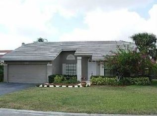 9625 Shadow Wood Ct, Coral Springs, FL 33071