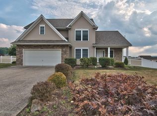 405 Champion Cir #L85, Throop, PA 18512