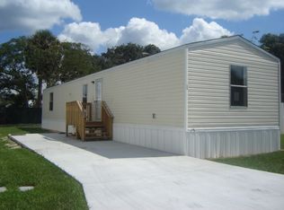 36 Melody Cir, Eustis, FL 32726