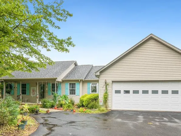 170 Holly Ridge Dr, Cana, VA 24317