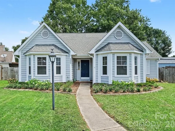 5002 Morning Dew Ln, Monroe, NC 28110