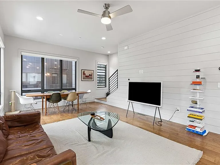 102 City View Ct NE — Photo 6