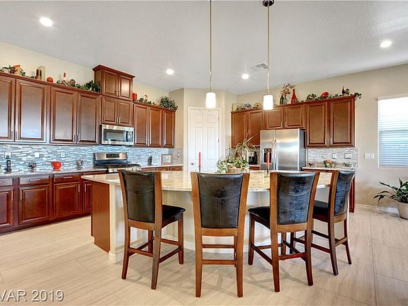 4th image of 812 Rosewater Dr