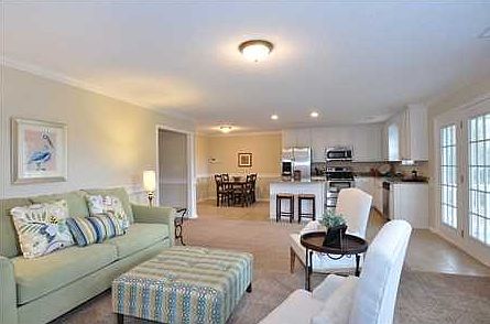 4th image of 709 Riverland Dr